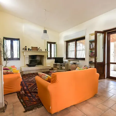 Iannara Villa